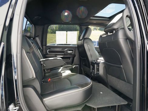 Used 2019 RAM 3500 Laramie image 27