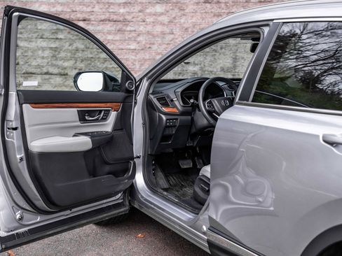 Used 2022 Honda CR-V Touring image 23