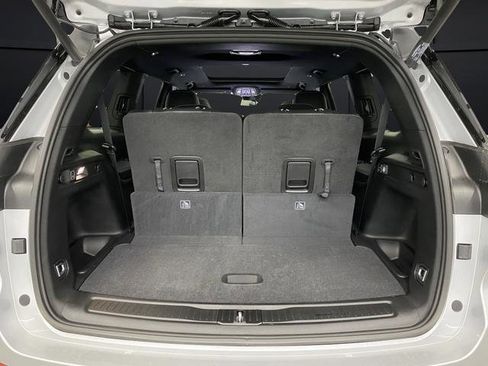 New 2025 Jeep Grand Cherokee L Limited w/ Trailer Tow Package image 15