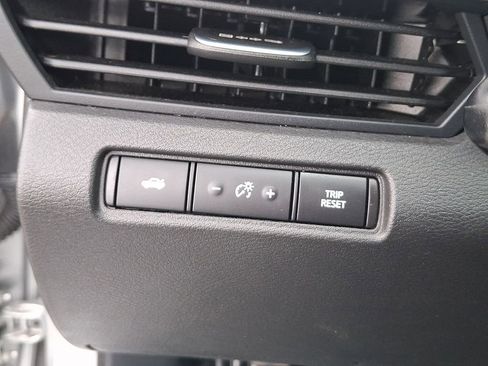 Used 2025 Nissan Altima 2.5 SV image 26