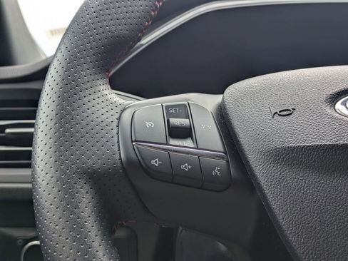 Used 2025 Ford Escape ST-Line AWD/4WD image 22