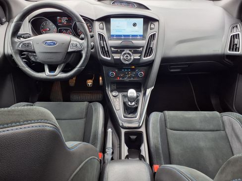 Used 2016 Ford Focus RS image 10