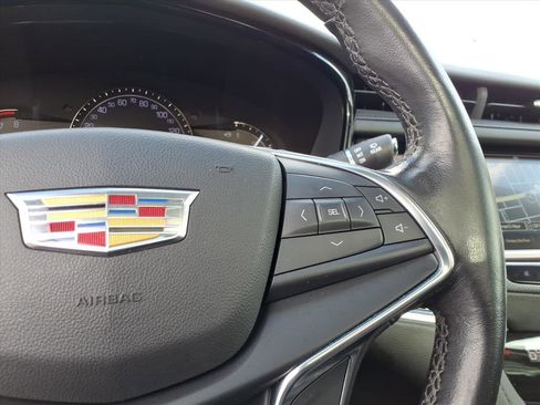 Used 2019 Cadillac XT5 Luxury image 29