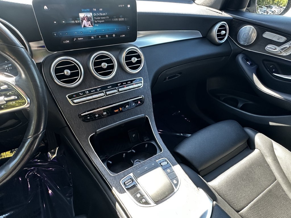 Used 2020 Mercedes-Benz GLC 300 4MATIC image 31
