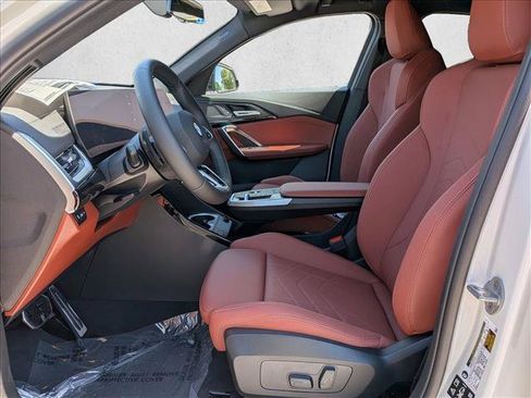 New 2026 BMW X2 xDrive28i w/ Technology Package AWD/4WD image 4