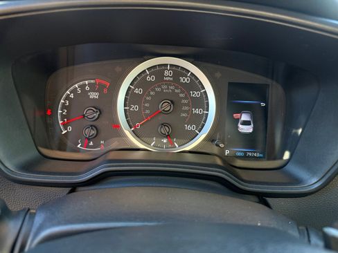 Used 2021 Toyota Corolla SE image 11