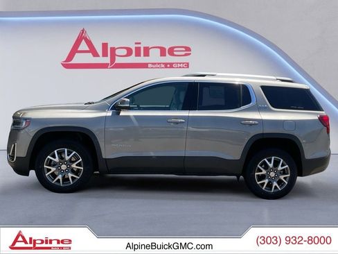 Certified 2022 GMC Acadia SLE w/ Driver Convenience Package AWD/4WD image 2