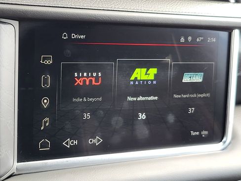 Used 2023 GMC Yukon XL Denali image 29