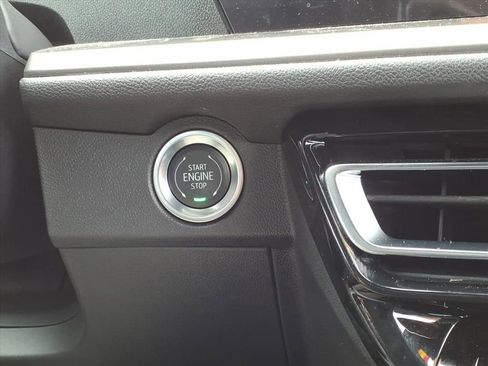 Used 2025 Chevrolet Traverse LT w/ Driver Confidence Package image 34