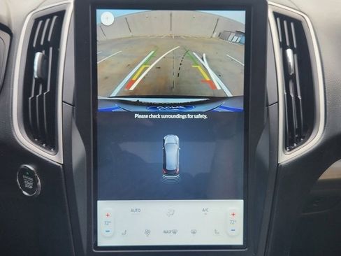 Used 2024 Ford Edge SEL w/ Convenience Package image 16