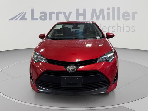 Used 2017 Toyota Corolla LE w/ Carpet Mat Package (TMS) FWD image 8