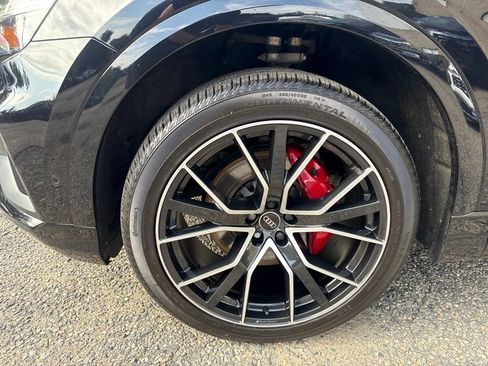 Used 2021 Audi Q8 Premium Plus w/ Premium Plus Package AWD/4WD image 11
