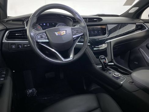 Certified 2024 Cadillac XT6 Premium Luxury w/ Technology Package AWD/4WD image 2