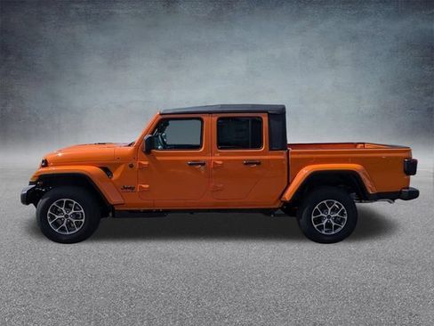 New 2026 Jeep Gladiator Sport AWD/4WD image 8