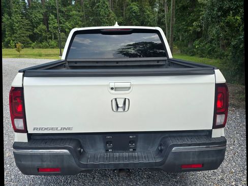 Used 2018 Honda Ridgeline RTL-T image 13