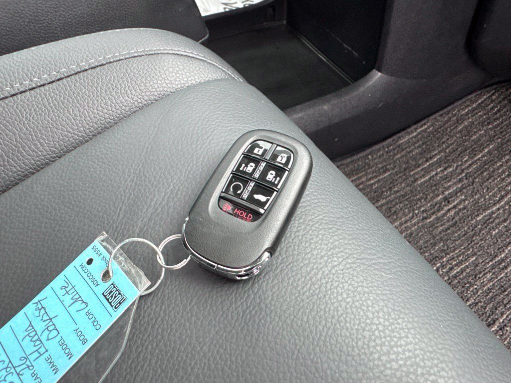 Certified 2026 Honda Odyssey EX-L image 40