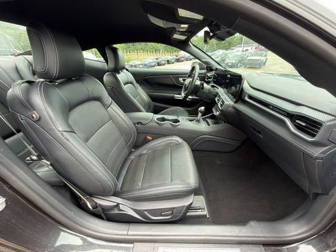 Used 2024 Ford Mustang Premium RWD image 10