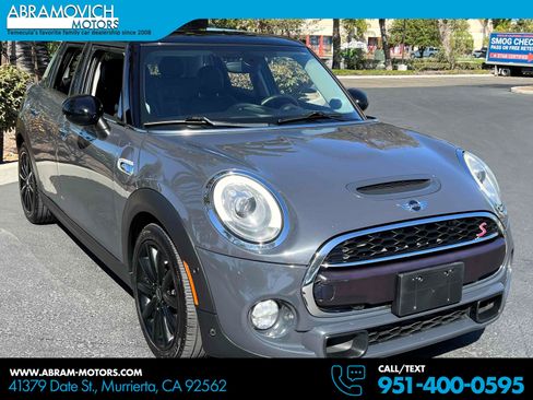 Used 2018 MINI Cooper S FWD image 1