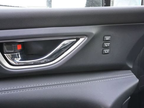 Certified 2023 Subaru Ascent Limited w/ Technology Package image 14