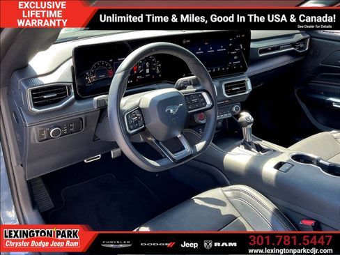 Used 2025 Ford Mustang GT Premium RWD image 16