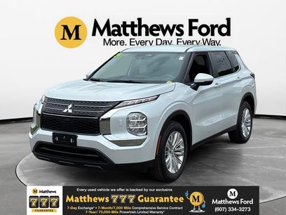 Used 2024 Mitsubishi Outlander ES