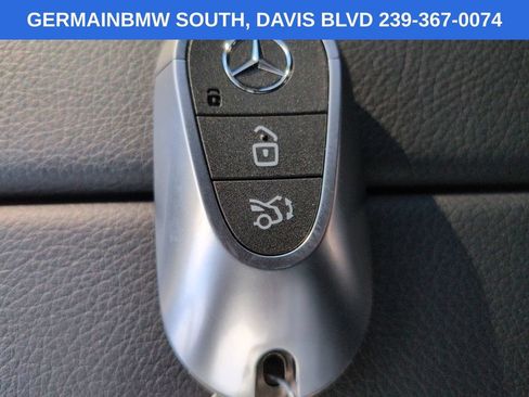 Used 2025 Mercedes-Benz GLC 300 image 31