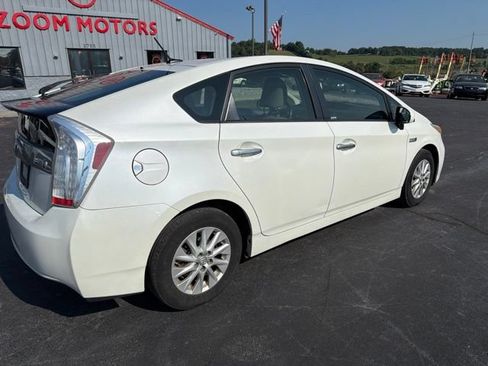 Used 2013 Toyota Prius Prime Plug-In Hybrid FWD image 8