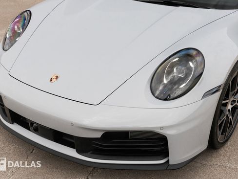 Used 2025 Porsche 911 Carrera image 6