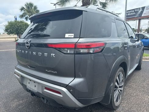 Used 2022 Nissan Pathfinder Platinum w/ Cargo Package FWD image 5