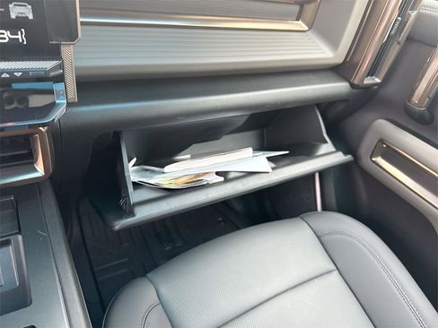 Used 2025 GMC Hummer EV 3X image 35