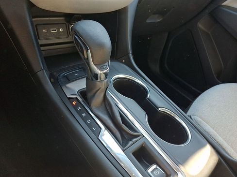 Used 2023 Chevrolet Equinox LS w/ LS Convenience Package image 15