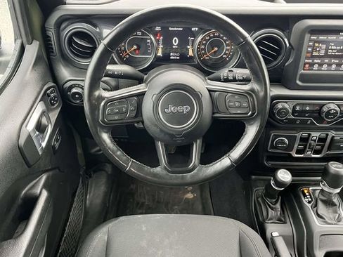 Used 2022 Jeep Wrangler Unlimited Sport AWD/4WD image 17