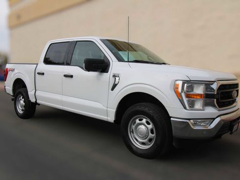 Used 2021 Ford F150 XLT w/ Equipment Group 301A Mid image 5