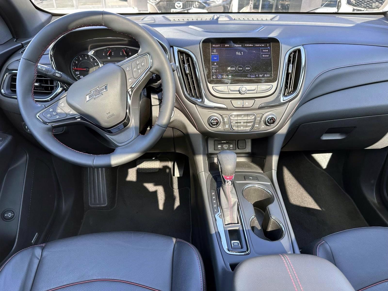 Used 2024 Chevrolet Equinox RS w/ RS Leather Package AWD/4WD image 16