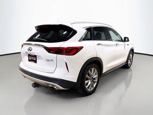 Used 2019 INFINITI QX50 Luxe w/ Cargo Package AWD/4WD image 7