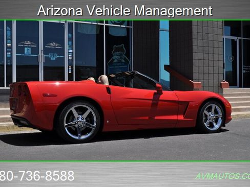 Used 2007 Chevrolet Corvette Convertible w/ Preferred Equipment Group RWD image 10