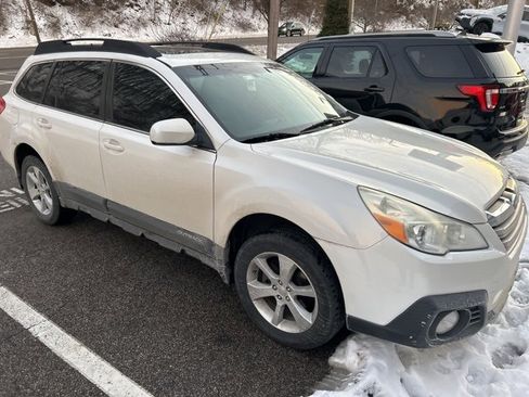 Used 2014 Subaru Outback 2.5i Limited w/ Moonroof Package image 15