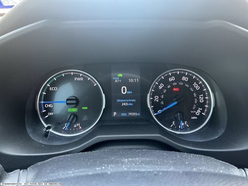 Used 2021 Toyota RAV4 XLE Premium AWD/4WD image 12