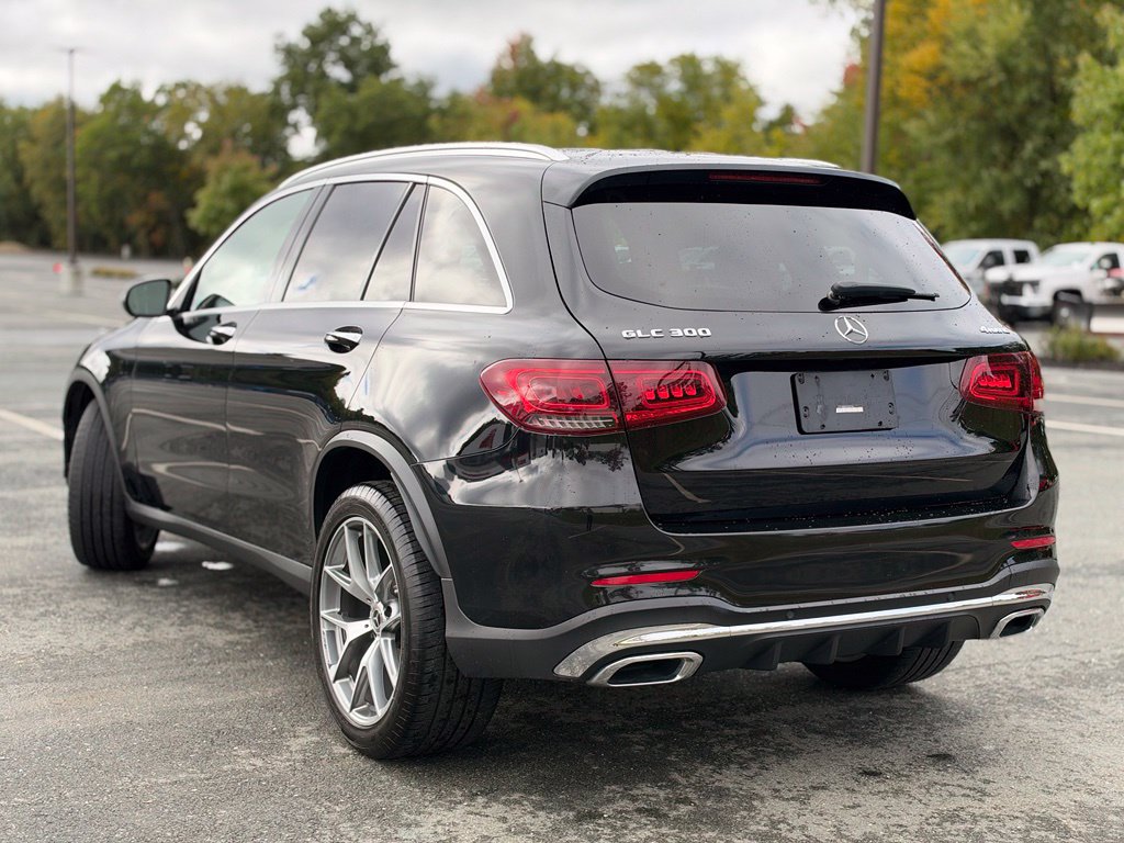 Used 2020 Mercedes-Benz GLC 300 4MATIC image 4