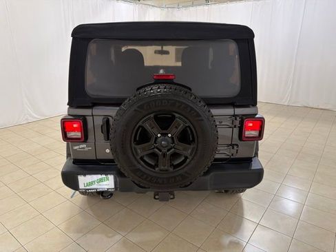 Used 2020 Jeep Wrangler Sport AWD/4WD image 5