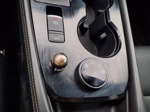 Used 2021 Nissan Rogue SL w/ Premium Package image 21