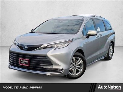 New 2025 Toyota Sienna Limited