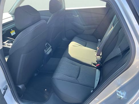 Used 2025 Honda Accord LX image 9