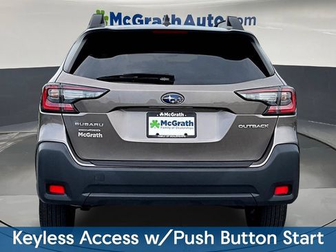 Used 2024 Subaru Outback Premium AWD/4WD image 7