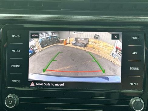 Used 2020 Volkswagen Passat 2.0T R-Line image 20