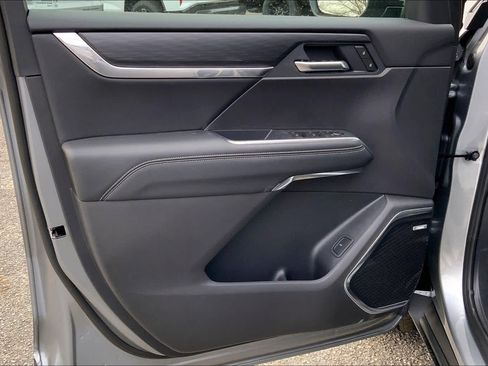 New 2026 GMC Acadia Elevation w/ Black Edition FWD image 10