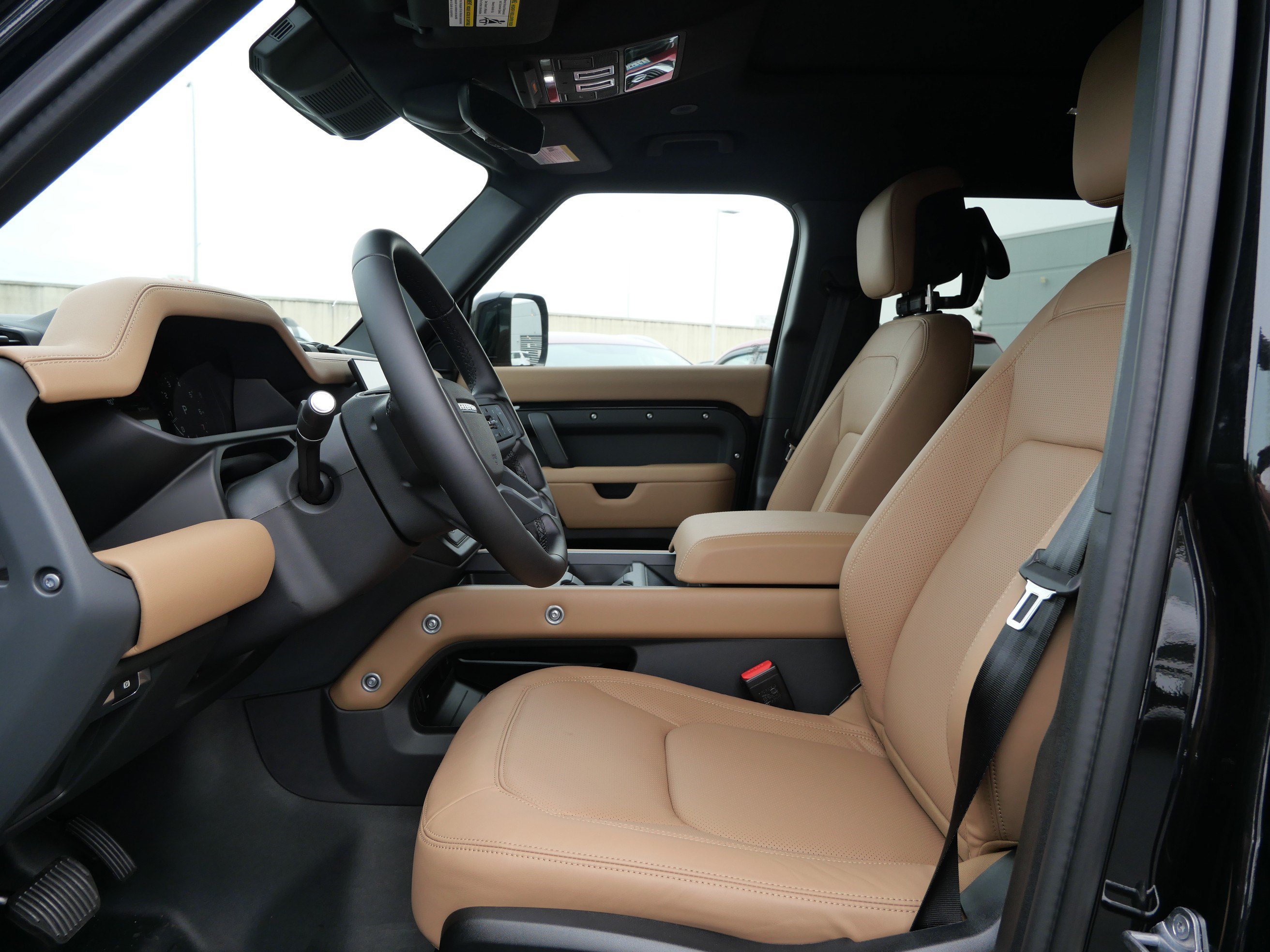 New 2026 Land Rover Defender 110 X-Dynamic SE AWD/4WD image 3
