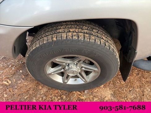 Used 2013 Toyota Tacoma PreRunner w/ SR5 Pkg image 5