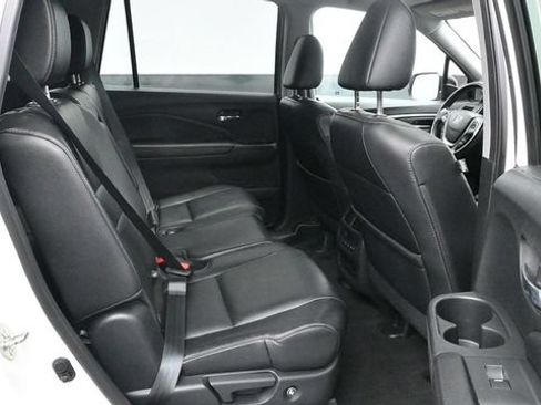 Used 2017 Honda Pilot EX-L image 11