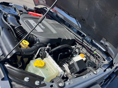 Used 2014 Jeep Wrangler Unlimited Rubicon w/ Connectivity Group image 38